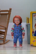 Child's Play 2 - Ultimate Chucky 7” Scale Action Figure - Imagen 13
